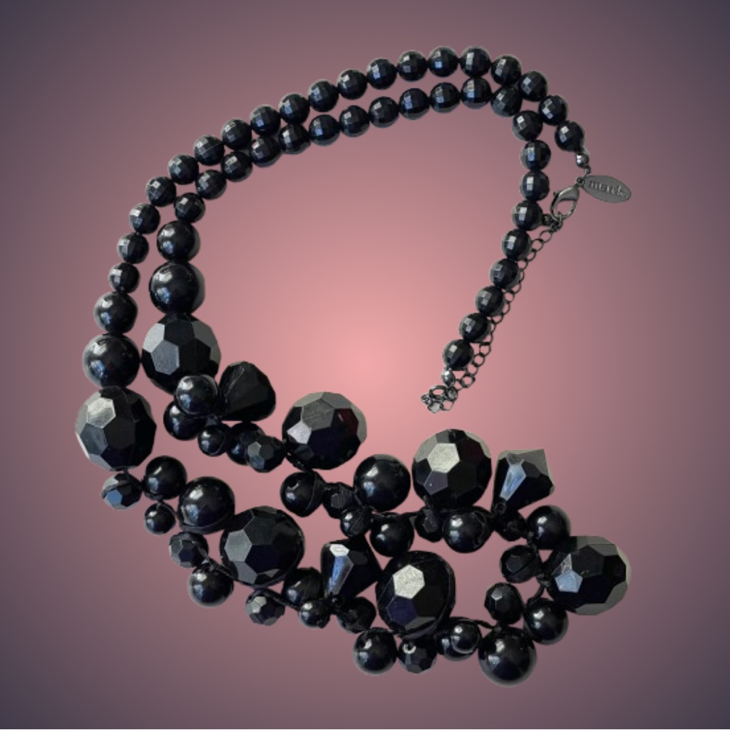 Chunky Black Opera Length Beaded Necklace Goth Mark 20$